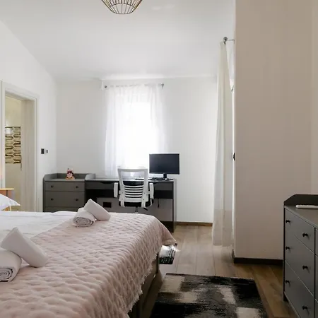 New! Admiral: Your Idyllic Retreat In Rural Area Of Trogir Hinterland Blizna Donja
