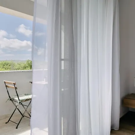 Villa New! Admiral: Your Idyllic Retreat In Rural Area Of Trogir Hinterland *