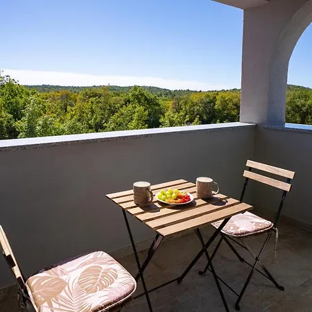 Admiral Your Idyllic Retreat In Rural Area Of Trogir Hinterland *